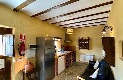 Taberno House | Rural House 'Casa del Horno' with Mountain Views, Shared Pool and Wi-Fi