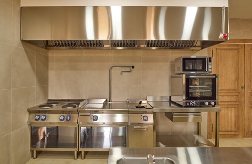 Posadas House | Rural House 'Dehesa El Alcornocal' with Private Pool, Wi-Fi and Air Conditioning