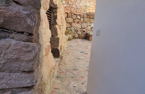 El Altico House | Rural House Sierra Serena. Rural Charm by the Castle