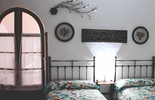 Campillo de Ranas Cottage | Rural house 1786 for 5 people