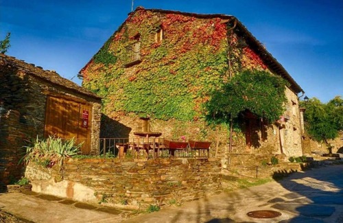 Campillo de Ranas House | Rural house El Abejaruco
