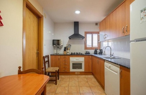 El Pla del Penedes Cottage | Rural House Más PRAT (with swimming pool)