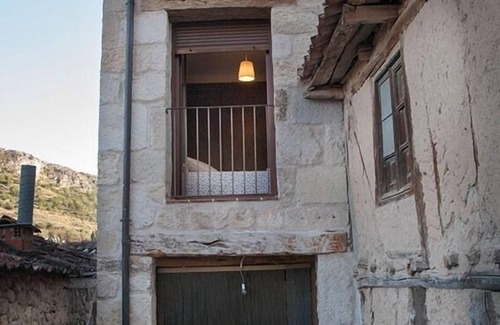 Valle de Tabladillo Cottage | Rural house EL VALLECILLO for 8 people