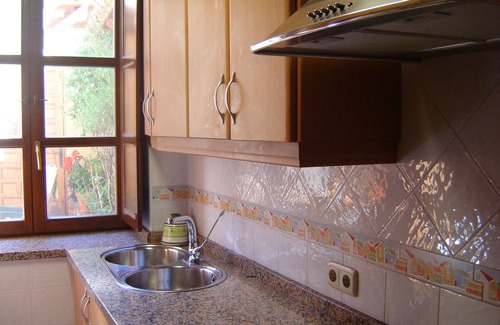 Villalon de Campos House | Rural House 'El Encuentro' with Traditional Adobe and Wood Architecture