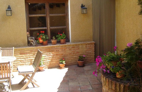 Villalon de Campos House | Rural House 'El Encuentro' with Traditional Adobe and Wood Architecture