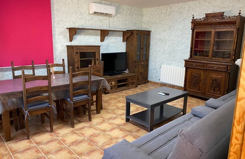 Fuentiduena de Tajo Cottage | Rural House Finca Los Nieto capacity of 27 to 33 people.