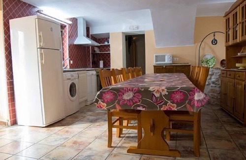 La Parrilla Cottage | Rural house (full rental) El Aral for 10 people