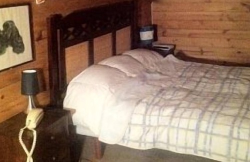 Cercedilla Cottage | Rural house (full rental) Villa with saltwater pool for 10 people