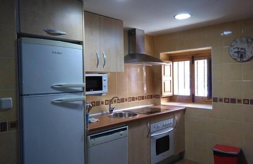 Hita Cottage | Rural house (full rental) Cueva de la Cereria for 6 people + 1 extra