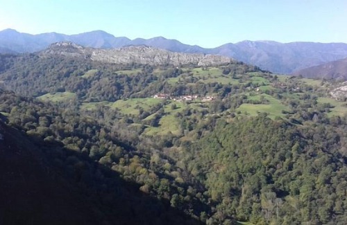 Vegarrionda Cottage | Rural house (full rental) El Chalet de Manolín for 7 people