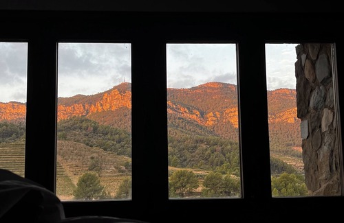 La Vilella Baixa Cottage | Rural house in the heart of Priorat with 5 bedrooms and spectacular views.