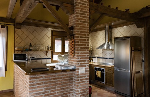 El Tiemblo Cottage | Rural house ideal for families and animals.