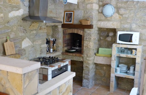 Laudun House | Rural house in Languedoc-Roussillon 25 minutes from Avignon