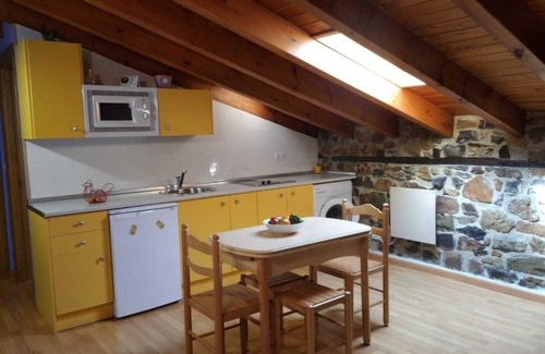 Rozas Cottage | Rural House «La Barcenilla» Apartment 4 Floor 2 (Attic)