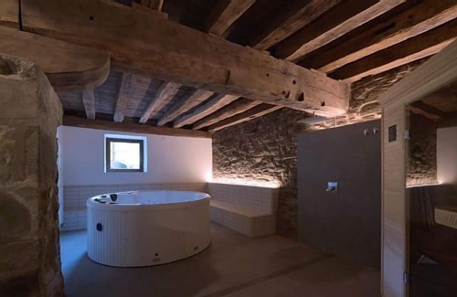 Esteribar Cottage | Rural house (rental entire) Fernandorena for 36 people