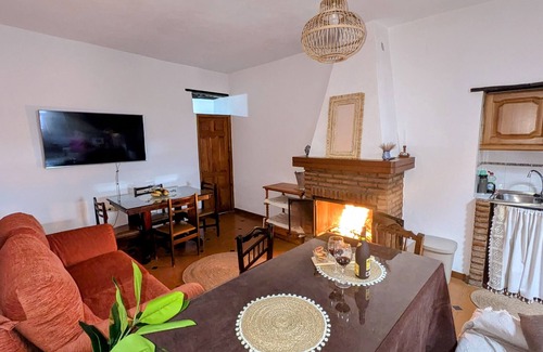 Mecina Fondales House | Rural House up to 14 people Alpujarra Granadina, La Almazara