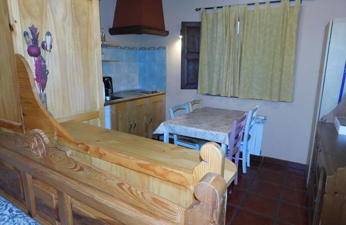 Hoyos del Espino House | rural house with mountain views 2