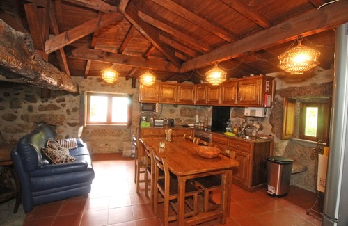 Gondoriz Cottage | Rural house with swimming pool