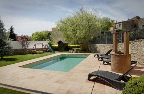 Capmany Villa | Rural house with pool and jacuzzi (Albera, Can Llobet)