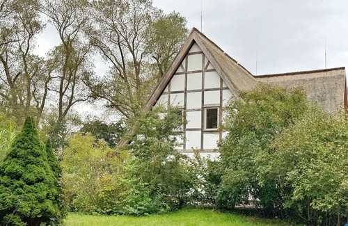 Altenkirchen House | Rural idyll in a thatched-roof house with sauna