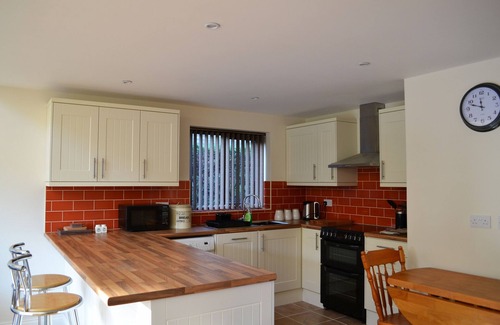 Honing House | Rural Location with countryside views, centrally placed to explore North Norfolk