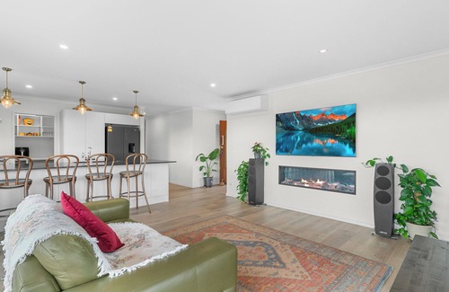 Hakaru House | Rural Mangawhai - Hakaru Holiday Home