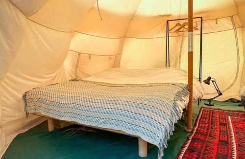 Serta House | Rural Paradise on the River Zêzere w/rooms, bell tents, outdoor kitchen & pool