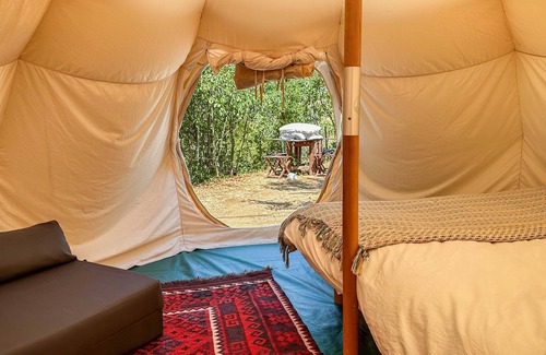 Serta House | Rural Paradise on the River Zêzere w/rooms, bell tents, outdoor kitchen & pool