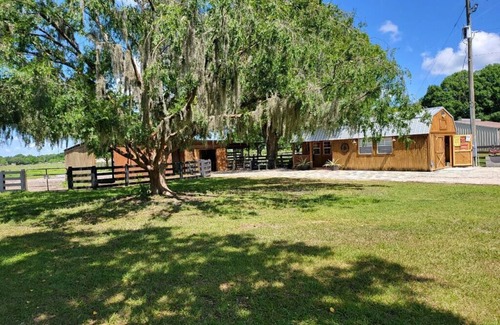 Polk City House | Rural, Pet & RV friendly house centrally located