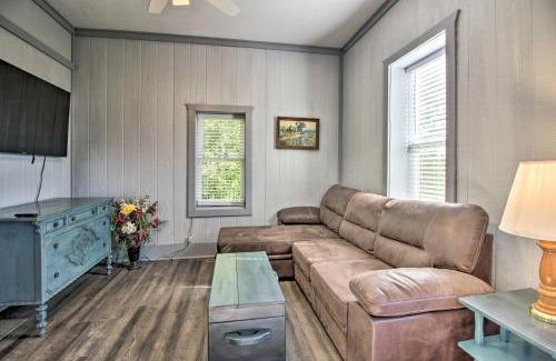 Pine River House | Rural Pine River Cabin Snowmobile and Snowshoe