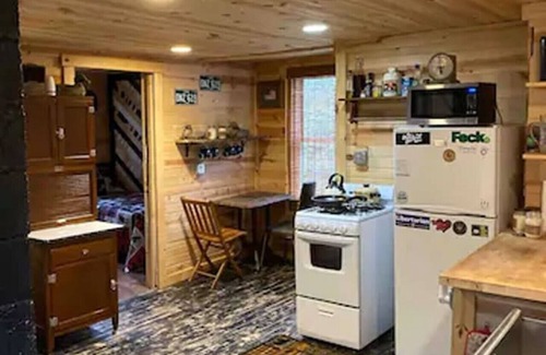Davenport House | Rural Ranch and Garden Home on the Outskirts of Davenport