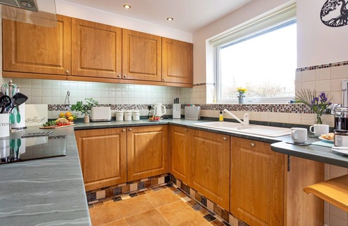 Braithwaite Cottage | Rural retreat bungalow with garden, No Deposit
