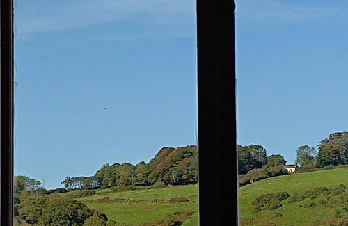 Brayford Cottage | Rural retreat for 2 with private HOT TUB close to Exmoor and the Coast