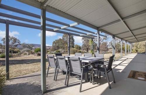 Armidale House | Rural retreat in beautiful Armidale