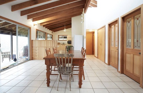 Topi Topi House | Rural retreat MYALL HIGH