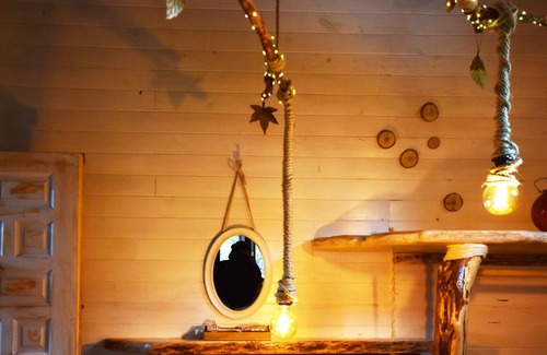 Prades Bed & Breakfast | Rural room with whirlpool bath (for 2 people)