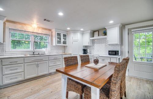 Fort Coffee House | Rural Spiro Getaway with Private Deck!