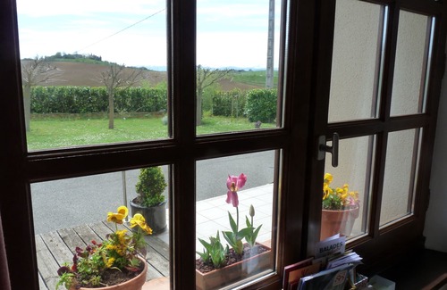 Rieux-Volvestre Apartment | Rural Tranquility near Toulouse