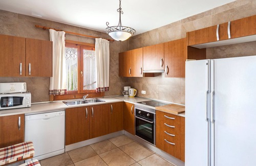 Campanet Villa | Rural Villa with pool and a view – Villa Rote