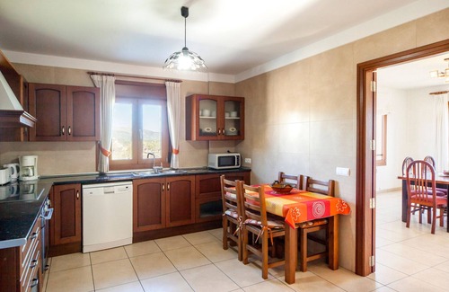 Moscari Villa | Rural Villa with pool and spectacular views – Villa Sastre