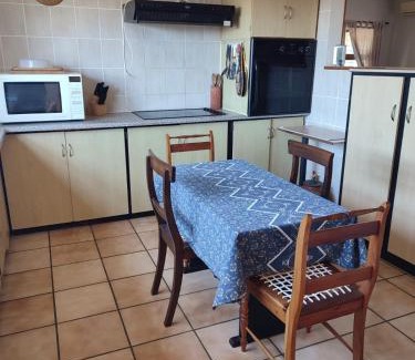 Witsand House | Rus 'n Bietjie Huis