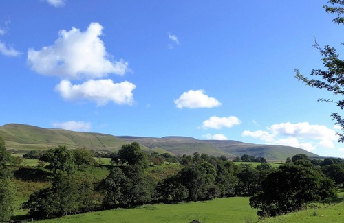 Penrith House | RUSBY BARN, pet friendly, character holiday cottage in Langwathby