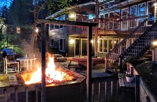 Falmouth House | RushingWaters Waterfront Vacation ~ Includes Kayaks!