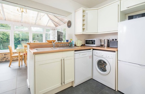 Ludchurch Cottage | Rushland, holiday home Ludchurch, Sleeps 6, 3 bedrooms, bathrooms