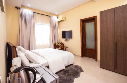 Lekki Phase 1 House | Rushmore - Premier 1 Room