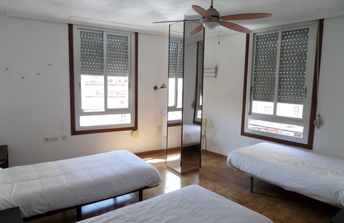 Eixample House | Russafa Youth Hostel