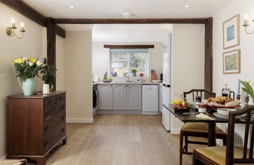 Sedgeberrow Cottage | Russell Cottage - a beautiful cottage sleeping two guests