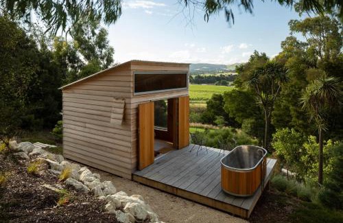 Waipara Ski Chalet | Russell's Cabins