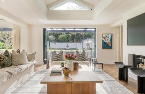 Alphen House | Russet Rise, Adults Only