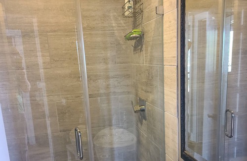 Millers Creek House | Rustic 100% Off-Grid Mountain Bungalow